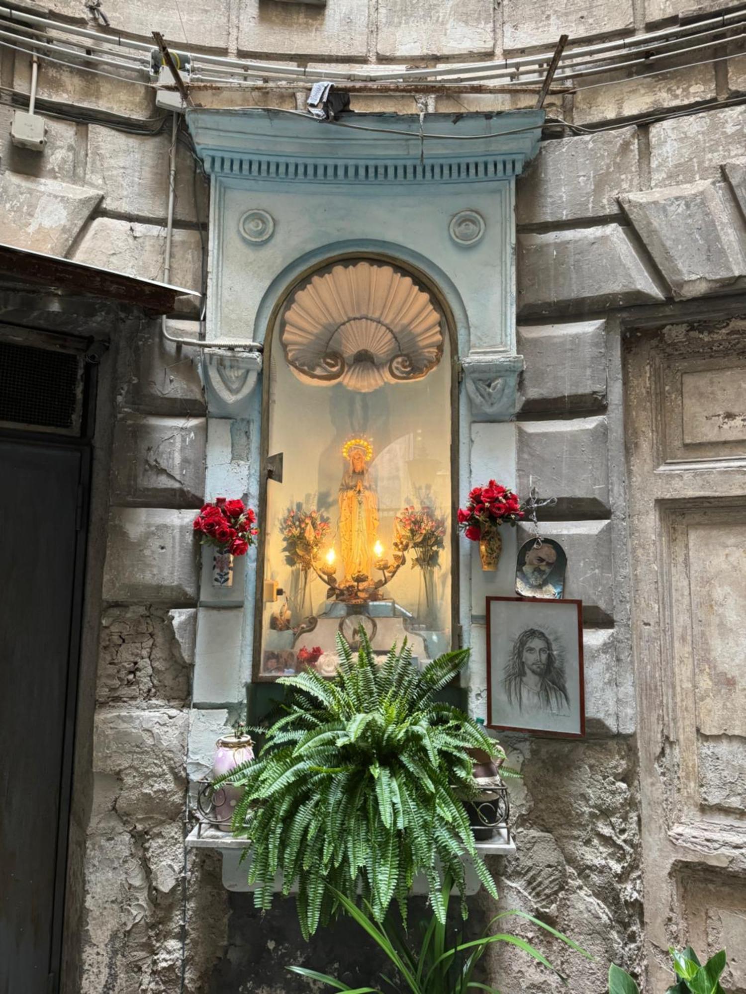 Casa Gennarino Apartment Napoli Bagian luar foto